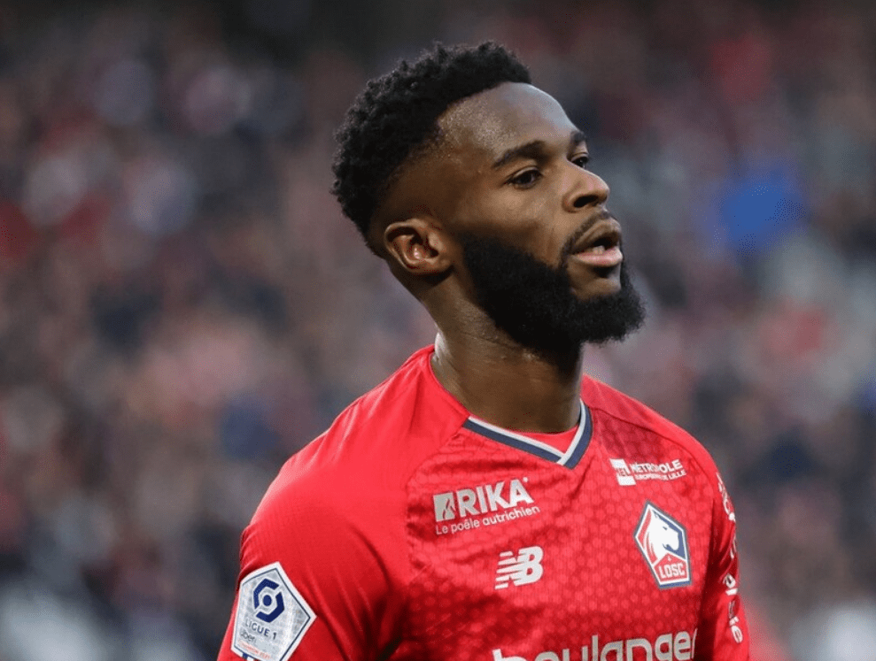  美国一机场发生飞机坠毁事故 -九游app